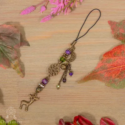 Scissor Fob “Moon Deer” Bronzy Metal Color Fittings