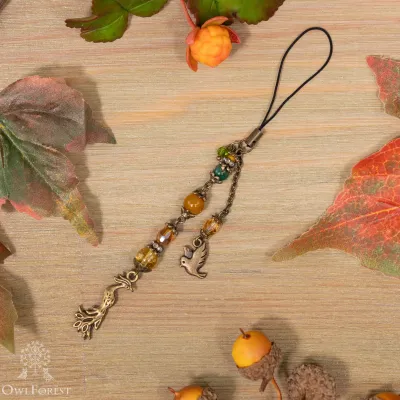 Scissor Fob “Amber Bird Night Songs” Bronzy Metal Color Fittings