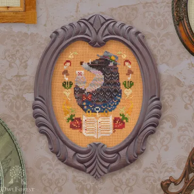 Printed embroidery chart “The Mole Portrait”