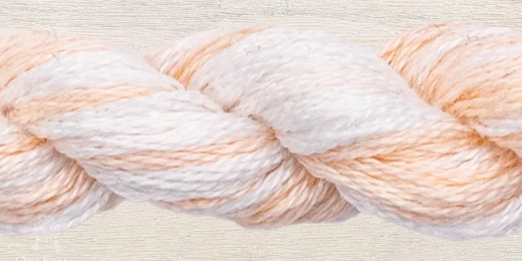 Mouline thread “OwlForest 3105 — Carrot Cream”