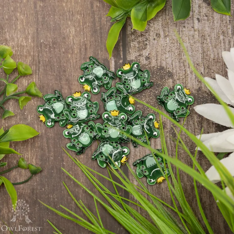 Ornamental Button “Frog”