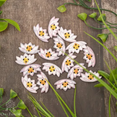 Ornamental Button “Water-lily”