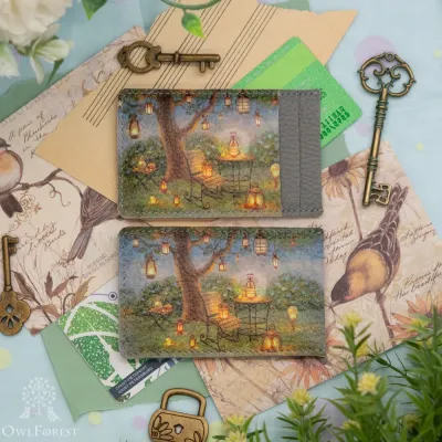 “Small Lanterns” Leather Cardholder